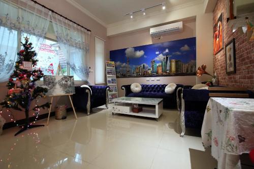 Ruang duduk di Shanghai Time