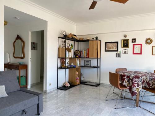 appartement trois pièces avec terrasse