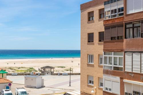 Lances Moon - Apartamento moderno frente a Playa Los Lances para 5 viajeros