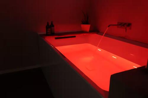 Venice Luxury Suite - Private Jacuzzi and Design photo 20