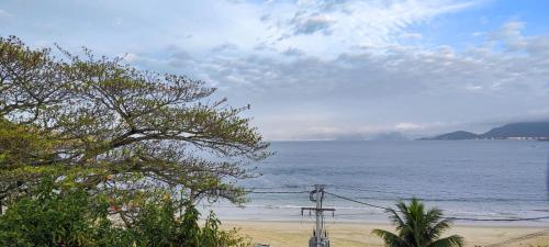 Gallery image of Apartamento pé na areia na Praia de Itaipu in Niterói