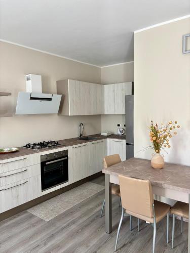 Η κουζίνα ή μικρή κουζίνα στο Residenza Pesce D'Oro