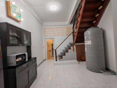 Gallery image of Charoen Nakhon 48 House in Godown