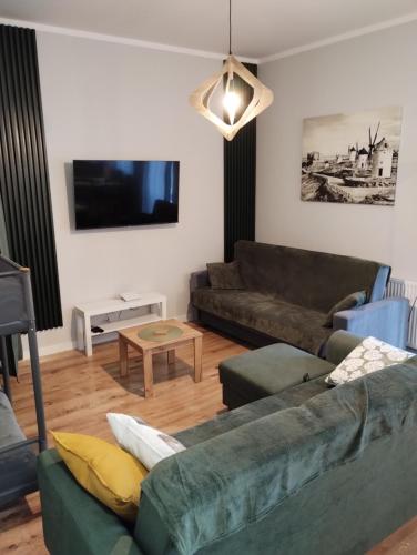 Apartament 103