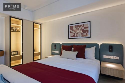 Una cama o camas en una habitación de Prime Residence Zayed Hills