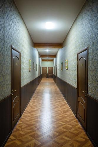 Φωτογραφία από το άλμπουμ του Guest House Chalet σε Taraz
