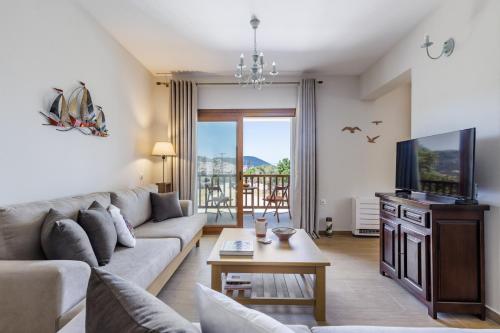 ILKA Residence - Stylish Stay Near Skopelos Port