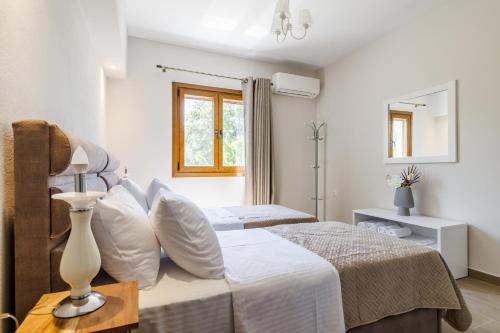 ILKA Residence - Stylish Stay Near Skopelos Port