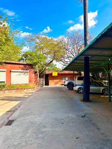 Foto de la galeria de River side garden house a Phnom Penh