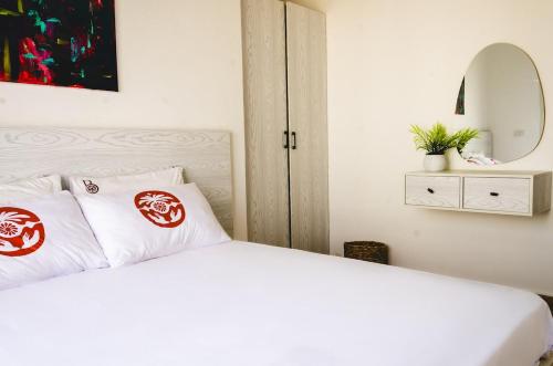 Mountain View, 3 Bedrooms, Garden View