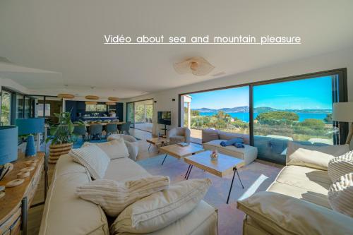 Villa de la Madrague Vue Mer à 200m de la Plage sur La Presqu' île de Giens Sea and Mountain Pleasure