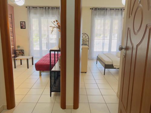 The Romantic Traveller