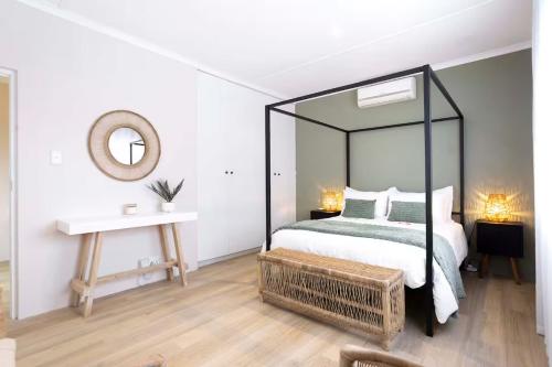 Postel nebo postele na pokoji v ubytování Hilton House