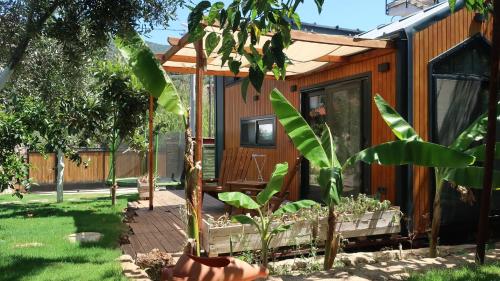 Aed väljaspool majutusasutust Kaş Joy Glamping