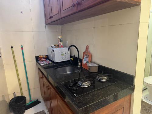 Φωτογραφία από το άλμπουμ του 03 Kitnet próximo da praia com ar-condicionado σε Μασεϊό