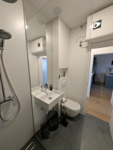 Apartment Sixty7
