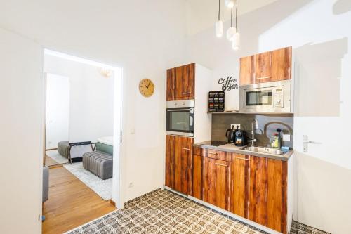 Deluxe New Studio l 10 Min walk to Centre
