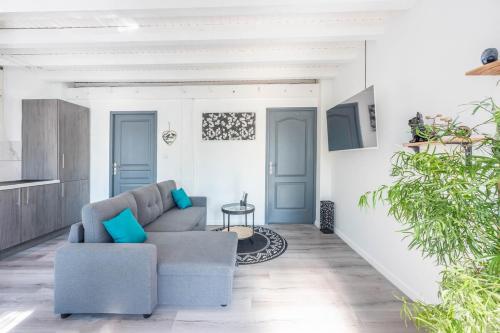 Ruang duduk di Golbey Evasion Terrasse et Parking