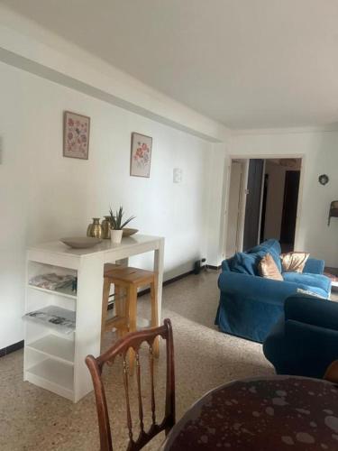 Posezení v ubytování Eze village bas de villa jardin vue mer