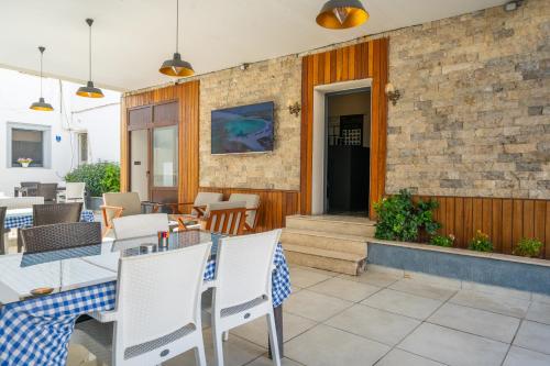 Μια τηλεόραση ή/και κέντρο ψυχαγωγίας στο Tuna BUTİK OTEL