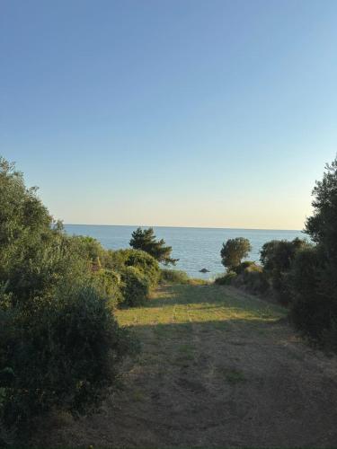 Φυσικό τοπίο κοντά σε αυτή η παραθεριστική κατοικία