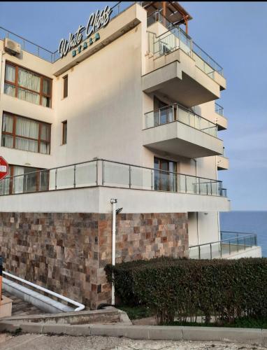 White Cliffs первая линия