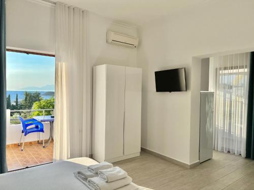 Μια τηλεόραση ή/και κέντρο ψυχαγωγίας στο Dine Hotel