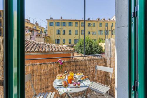 MY CASA - CASSINI - Garibaldi Square - AC