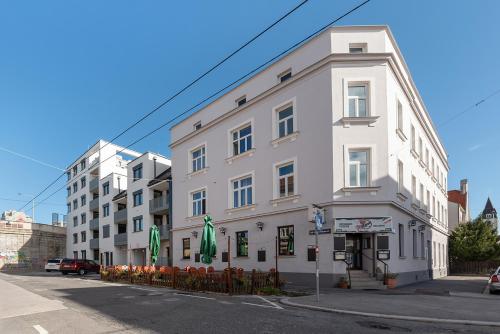 Modern and new apartment near Schönbrunn