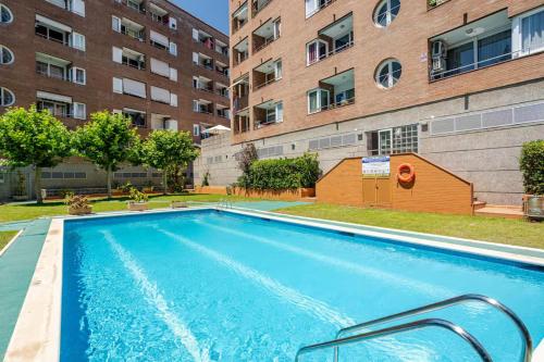 Apartamento con Piscina cerca de Playa de Fenals