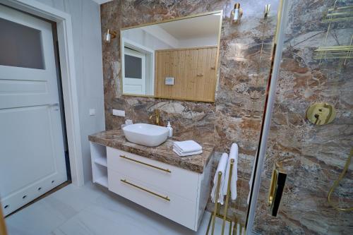 Ένα μπάνιο στο Perła I, Jaworki