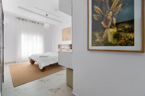 Una cama o camas en una habitación de Serviced 2bed Home in Lekki