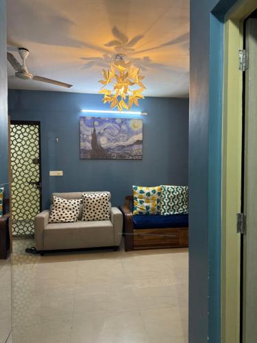 Χώρος καθιστικού στο Starry Night 1 and half BHK in Casa Rio Palava