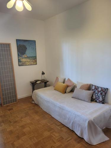 Spacious Apartment, Avignon