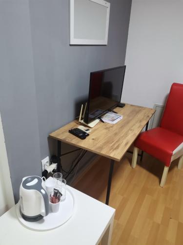ViP ROOMS PRENOCISTE 026にあるテレビまたはエンターテインメントセンター