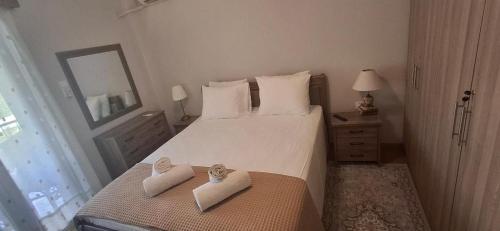 Glyfada31 near center
