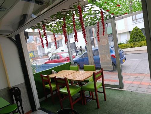 Imagen de la galería de Hotel Hierbabuena y Restaurante, en Pasto