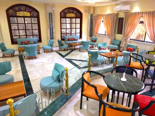 Holy Land Hotelにあるシーティングエリア