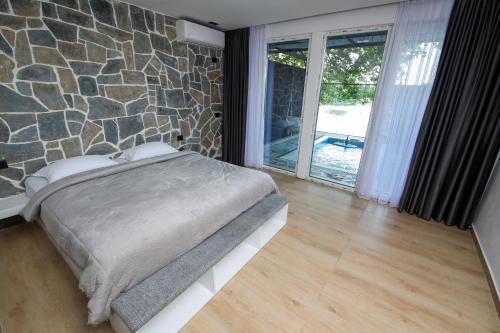 Gallery image of Private Pool, 1 bedroom Villa River View in Shkodër