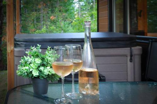 Minuman di Le Colvert - Waterfront Cabin with Spa