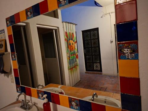 Koupelna v ubytování La Catrina Hostel