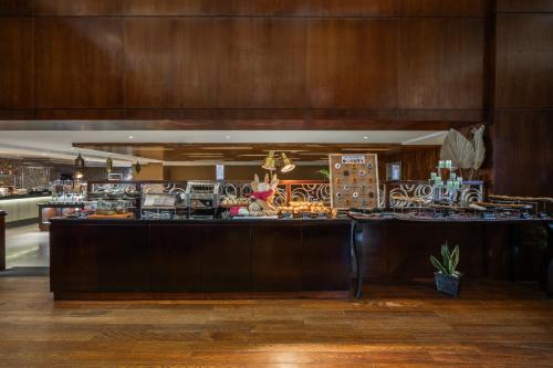 Jídlo v hotelu nebo okolí