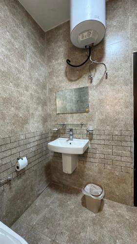 サラーラにあるBait Al Hakem Guest Roomsのギャラリーの写真
