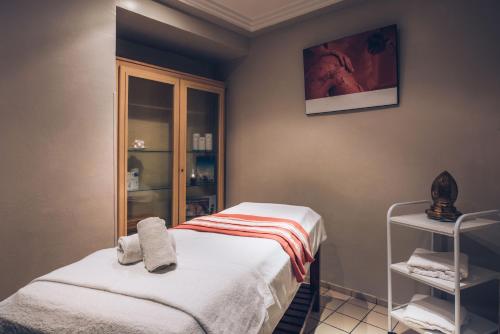 Postel nebo postele na pokoji v ubytování Iberostar Waves Averroes