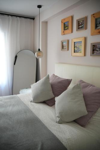 Ένα ή περισσότερα κρεβάτια σε δωμάτιο στο Luxury apartment Y after renovation in Cullera with parking