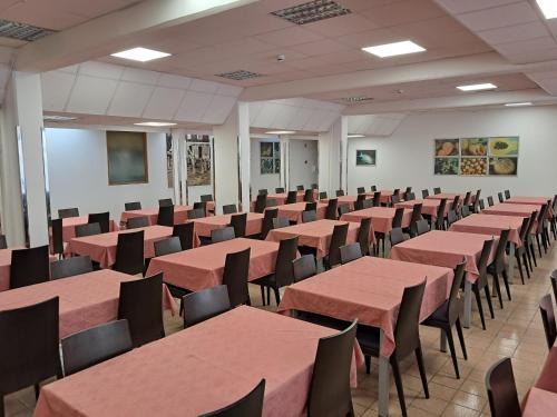 Restaurace v ubytování Mediterranean Rooms Koper