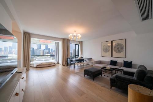 Χώρος καθιστικού στο ZHome-Magnificent scenery of the Huangpu River-Near the Bund