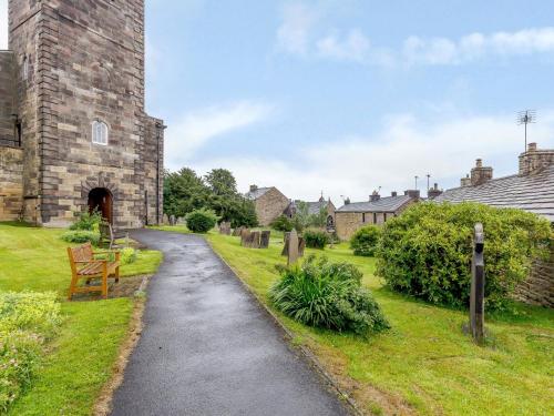 a path in front of a stone building at 2 Bed in Longnor 78661 in Longnor