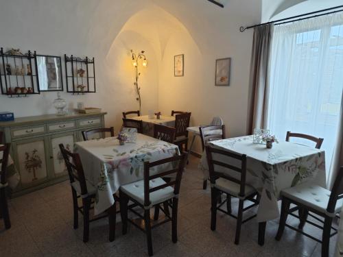 Restaurace v ubytování Locanda del Gufo Civezza