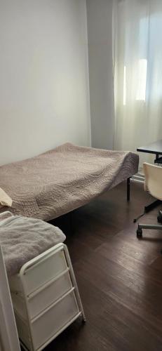 Katil atau katil-katil dalam bilik di Private room on upper floor
